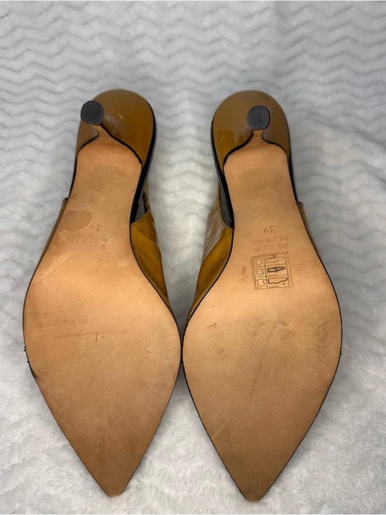 Lorenzo Masiero Patent Leather Two-Tone Slingback Pumps - Picture 5 of 6